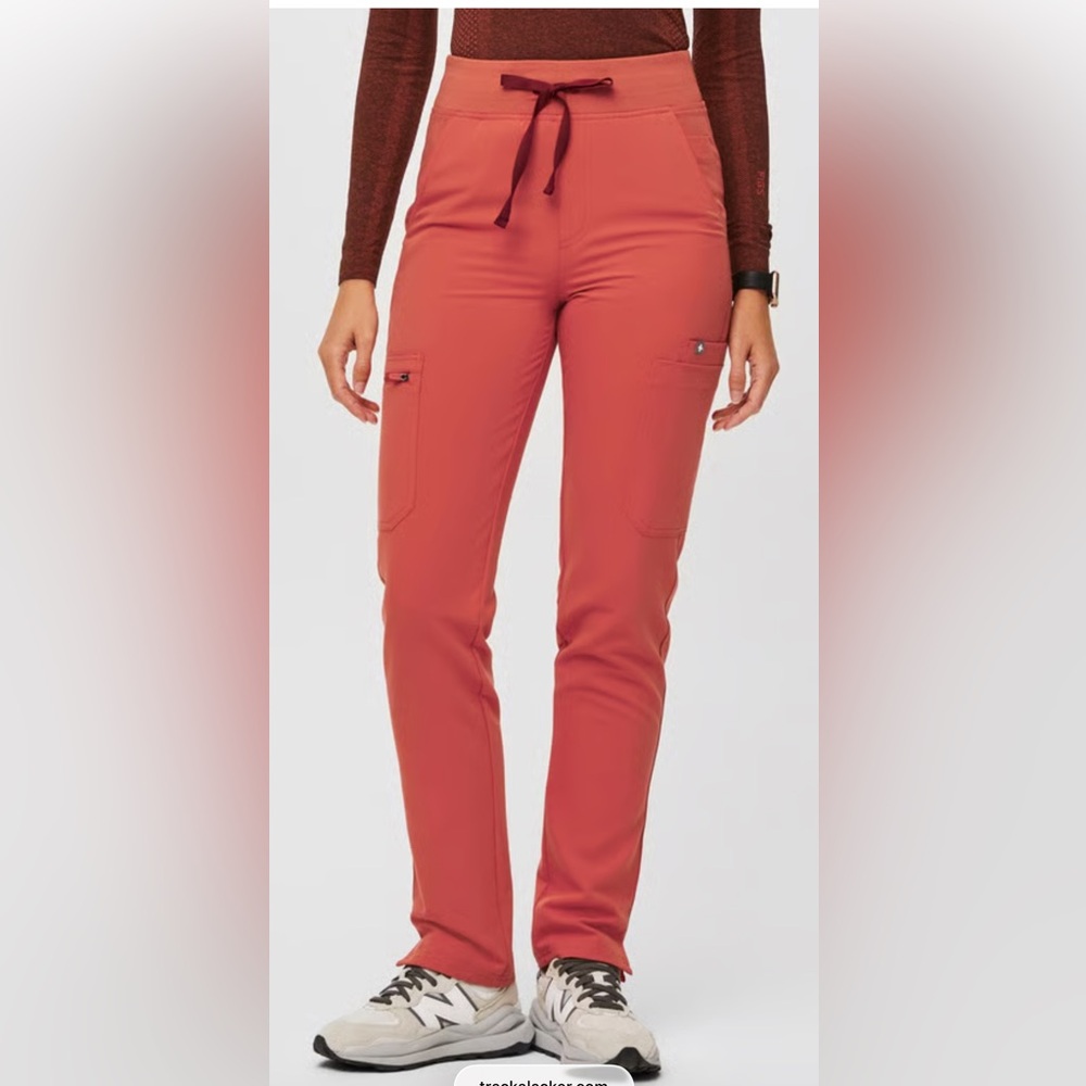 FIGS Women's Yola Skinny Scrub Pants Medium - Clay